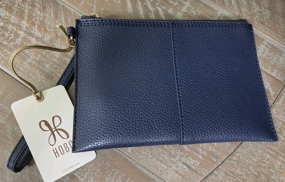 NWT Hobo Vida Small Navy Pouch Mood Indigo 100% Leather Zippered